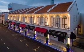 Bahari Parade Hotel Managed By The Ascott Limited